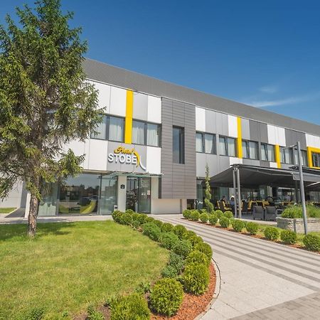 Hotel Stobex Loznica Exteriör bild