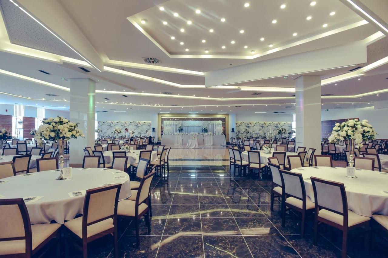 Hotel Stobex Loznica Exteriör bild